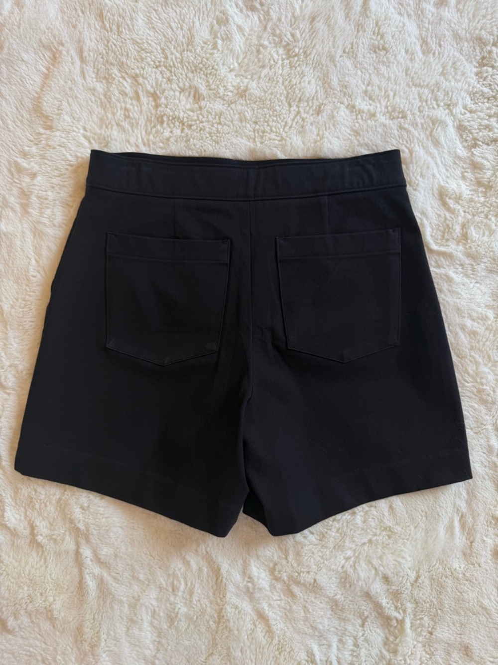 SPANX POLISHED SHORT CLASSIC BLACK STRETCH CHINO STYLE SIZE SMALL NWT - Picture 3 of 10